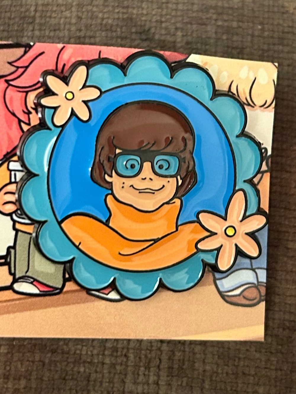 Box lunch exclusive Scooby doo Velma pin